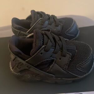 Baby Nike Black Huarache Sneakers
